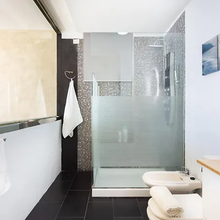 Home2book Bright Apt & Panoramic Sea View *